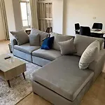 Cozy Apartment 10 To 15 Min Driving To Cairo International Airport