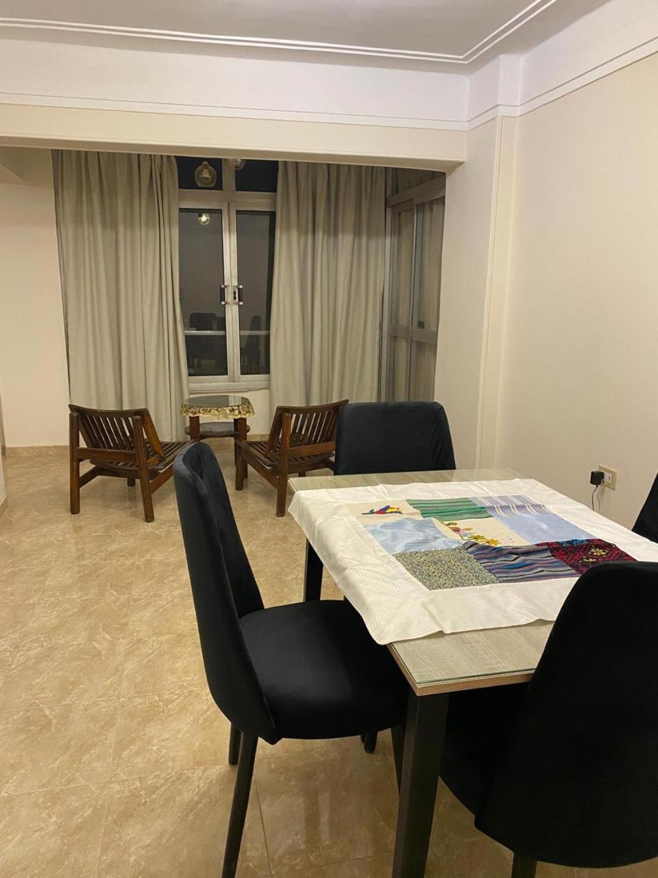 Apartment Cozy 10 To 15 Min Driving To International Airport