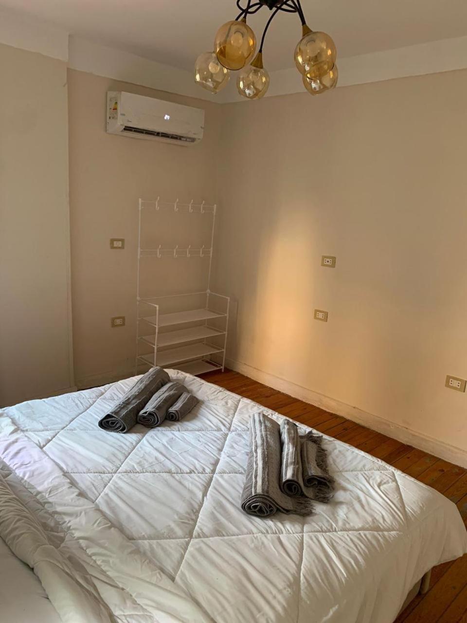 Cozy 10 To 15 Min Driving To International Airport * Cairo